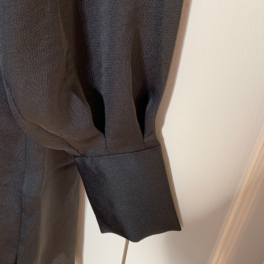 Express Black Dress, NWT, cuff style sleeve,nice neck detail, fully lined,size M - Picture 4 of 8